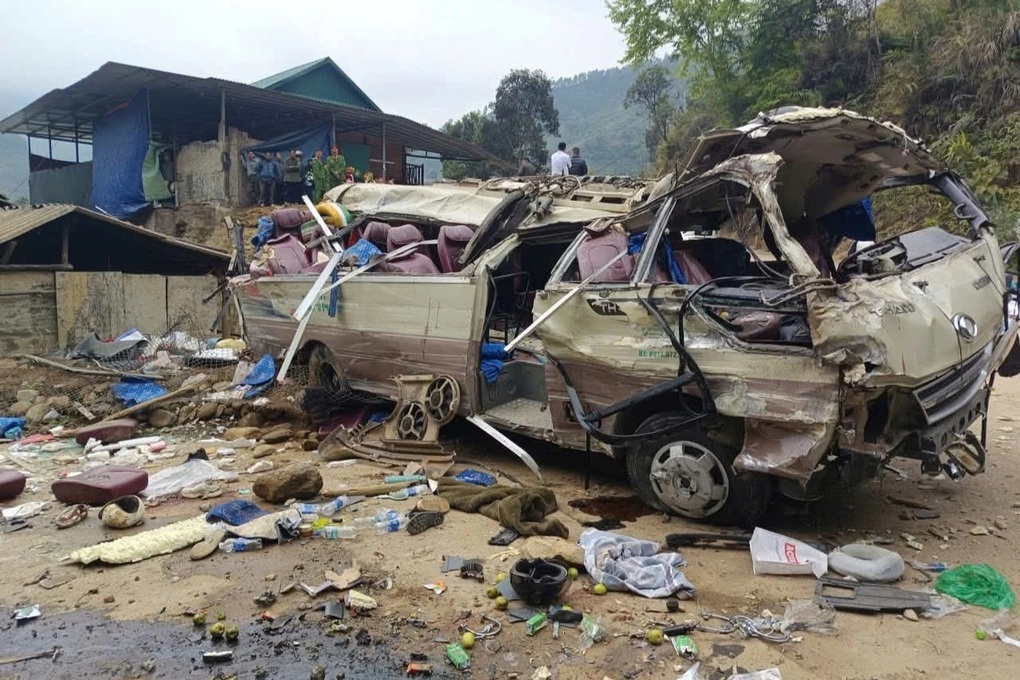 Lật xe khiến 9 người tử vong: Truy nguyên nhân, điều kiện an toàn xe khách - 1