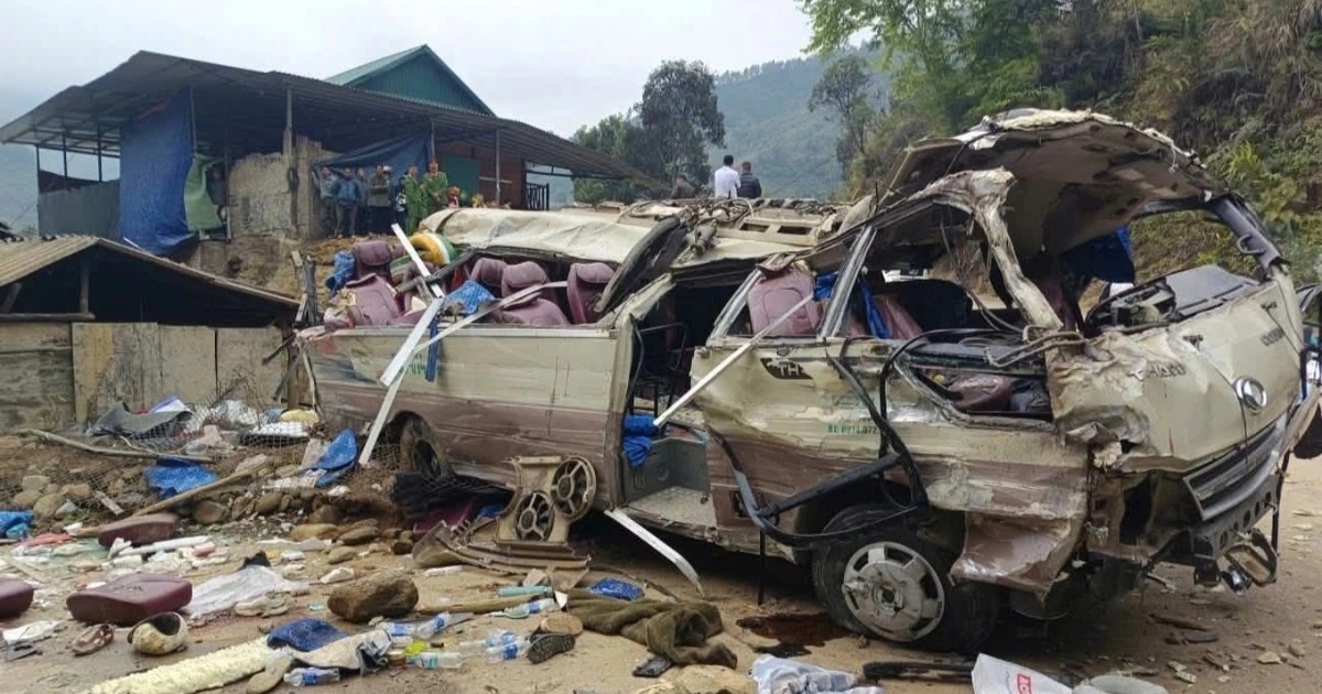 Lật xe khiến 9 người tử vong: Truy nguyên nhân, điều kiện an toàn xe khách