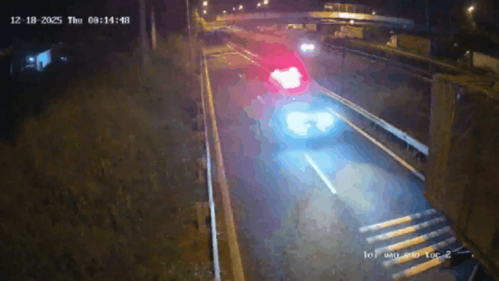 Cục CSGT nêu vi phạm của lái xe cứu thương vụ tai nạn 3 người chết - 1