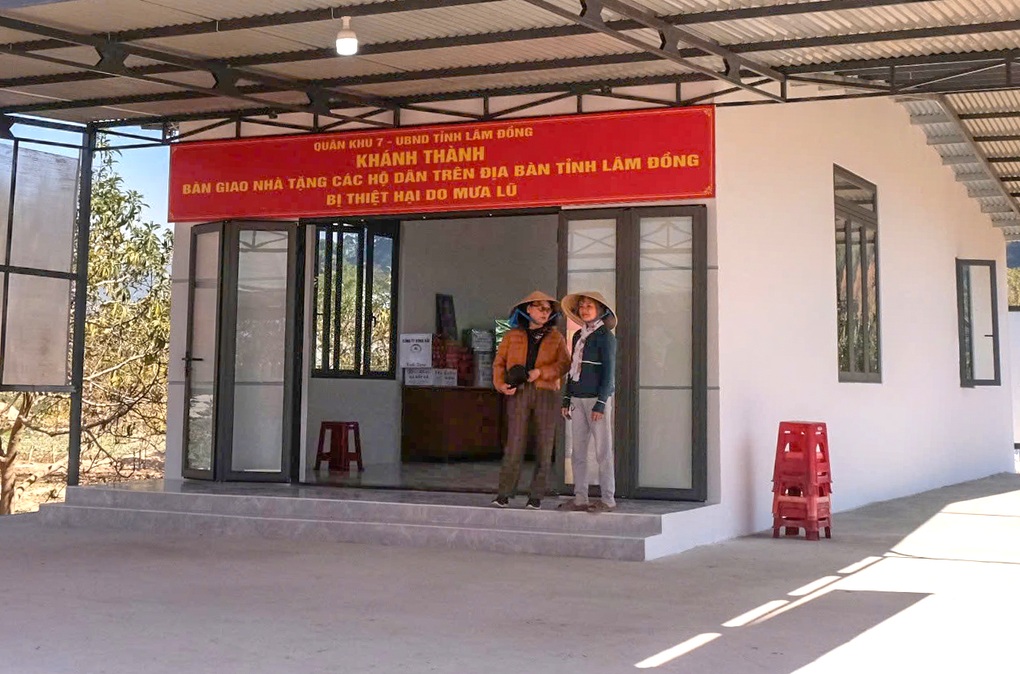 Quân khu 7 hoàn thành 4 căn nhà tặng người dân Lâm Đồng - 1