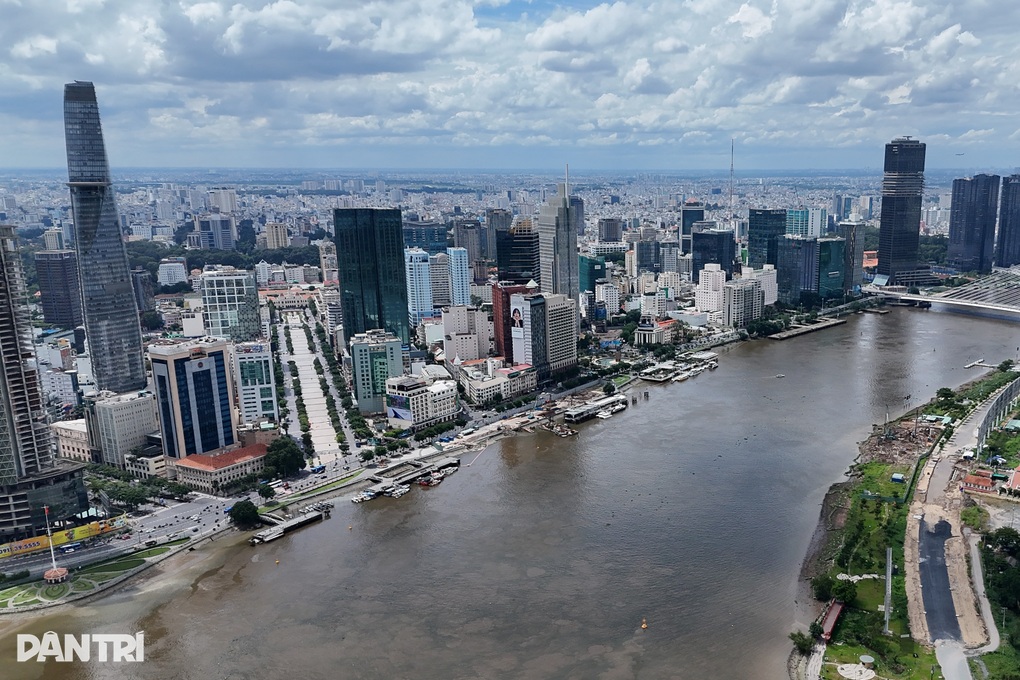 TPHCM dự kiến đầu tư 2 cầu bộ hành qua đường Tôn Đức Thắng - 1 TPHCM dự kiến đầu tư 2 cầu bộ hành qua đường Tôn Đức Thắng - 1