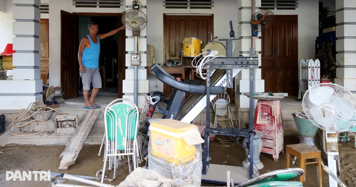 Người dân vùng bão lũ lăn tăn về tiêu chí “cư trú hợp pháp” mới được hỗ trợ