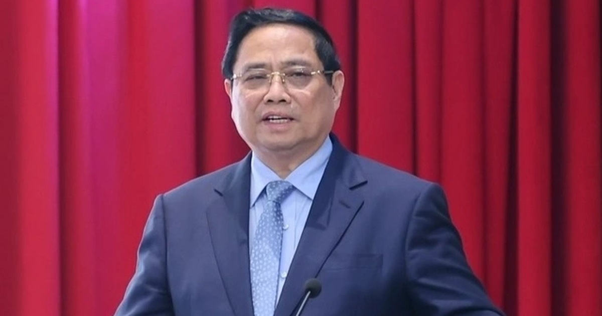 Chuyển từ “quản lý bằng pháp luật” sang “kiến tạo thể chế phát triển”