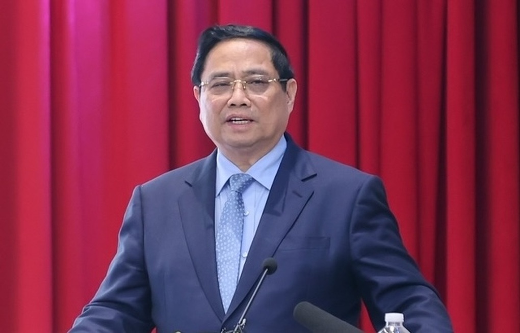 Chuyển từ “quản lý bằng pháp luật sang kiến tạo thể chế phát triển - 1 Chuyển từ “quản lý bằng pháp luật sang kiến tạo thể chế phát triển - 1