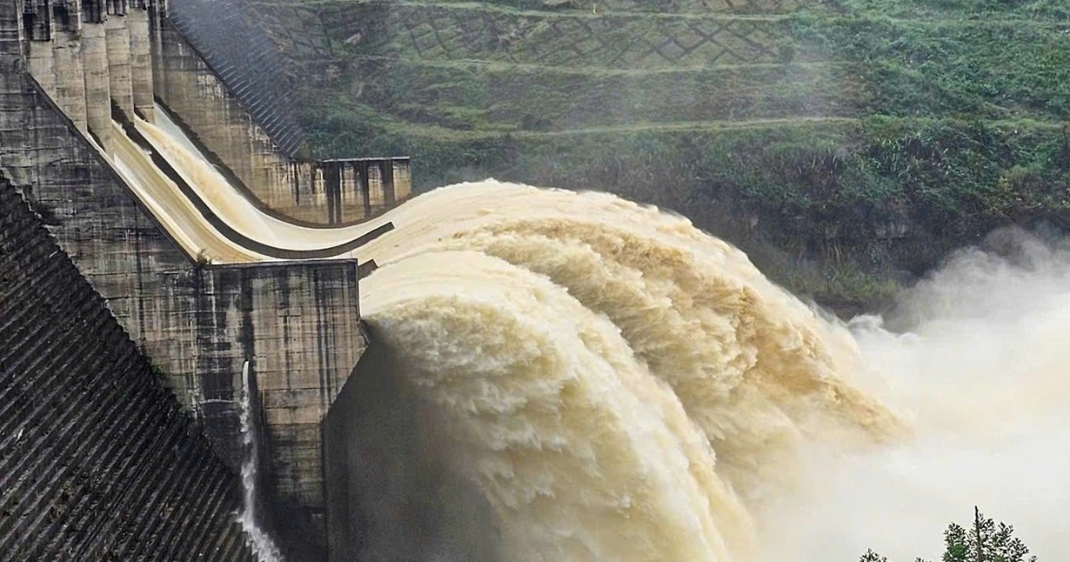 Phải quy định cụ thể về thời gian tối thiểu thông báo trước khi xả lũ