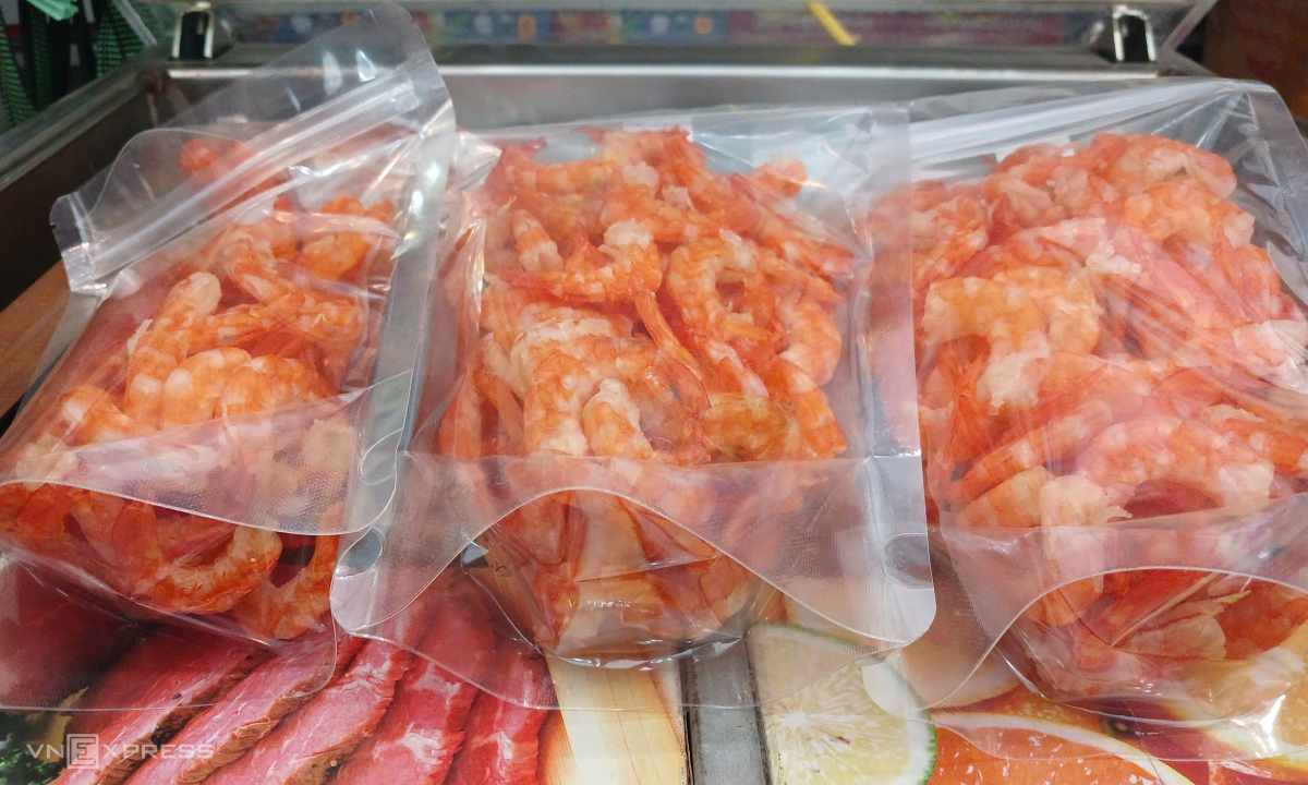 Đặc sản 4 sao đổ về TP HCM ‘cháy hàng’ dịp Tết