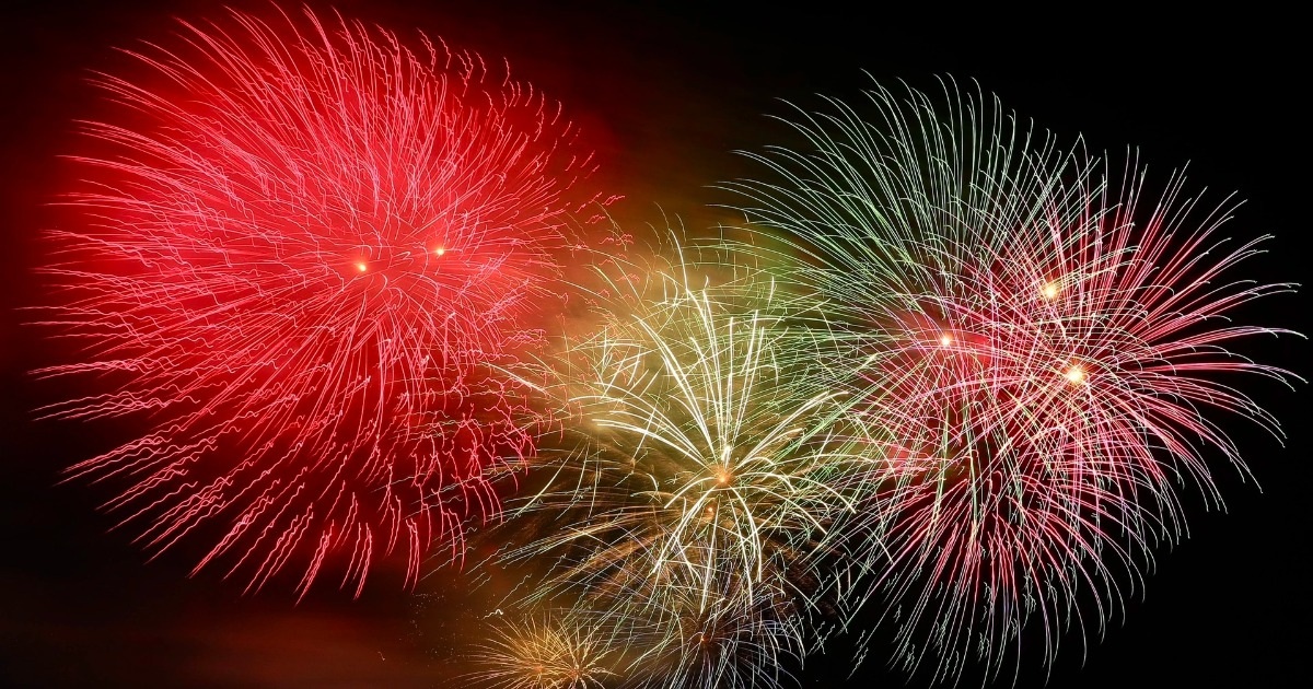 Đồng Nai bắn pháo hoa mừng năm mới 2026 ở cầu Hóa An