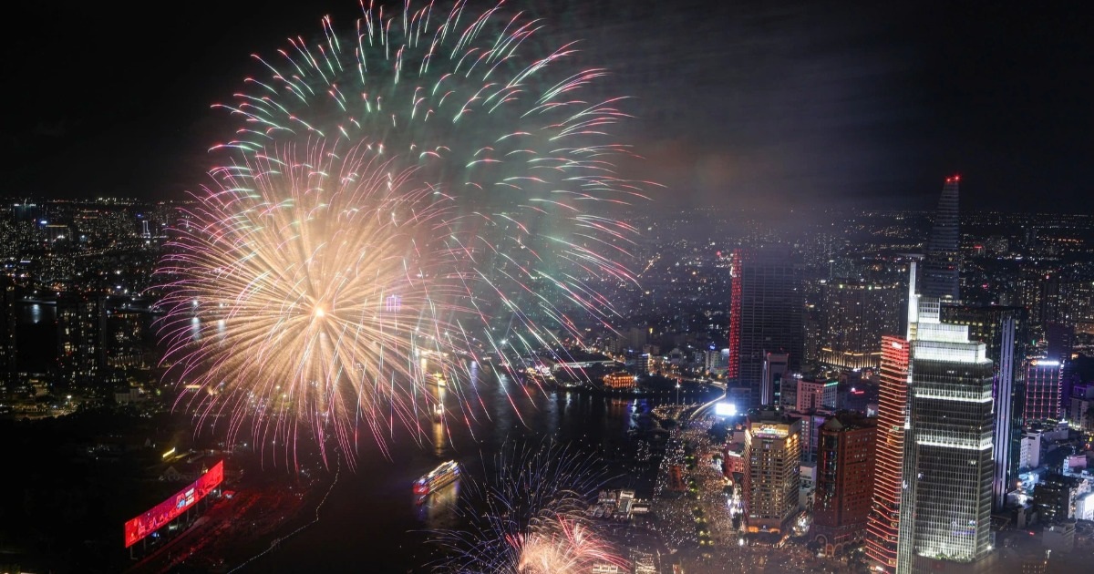 TPHCM tăng điểm bắn pháo hoa giao thừa Tết Dương lịch 2026