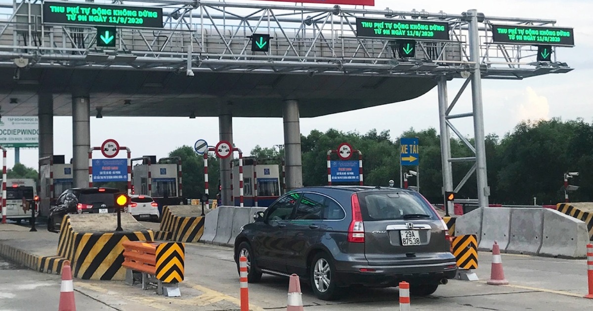 Để ô tô ùn tắc quá 750m trạm thu phí có thể bị phạt đến 70 triệu đồng