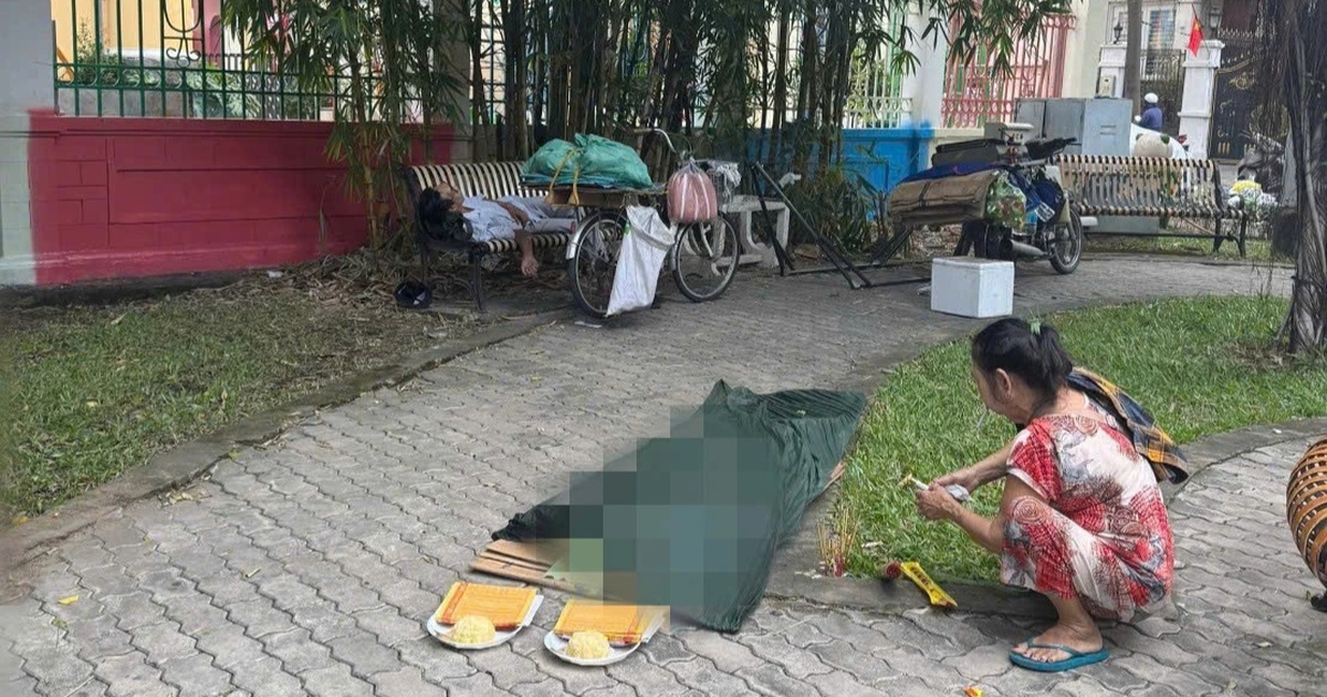 Hai người tử vong bất thường trong công viên ở TPHCM
