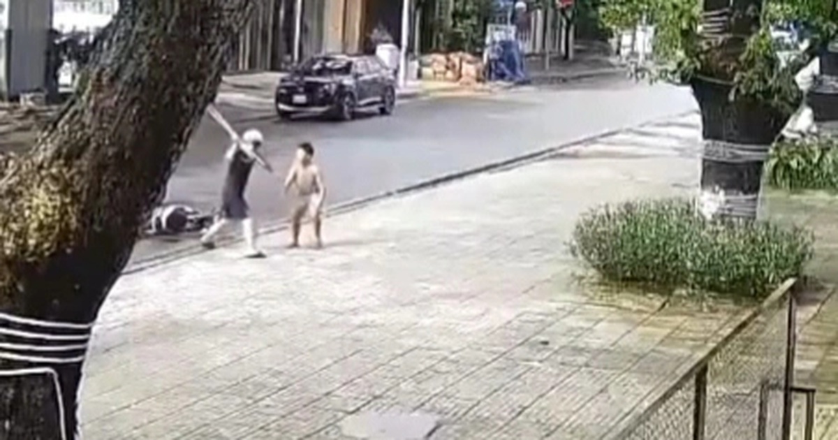 Xác định được người đàn ông đẩy ngã xe, đánh 3 cháu bé ở Quảng Ngãi