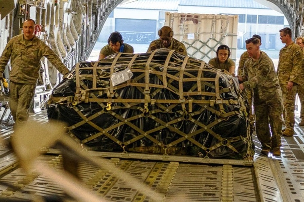 Viện trợ của Mỹ cho Ukraine giảm 77 lần sau 1 năm - 1 Viện trợ của Mỹ cho Ukraine giảm 77 lần sau 1 năm - 1