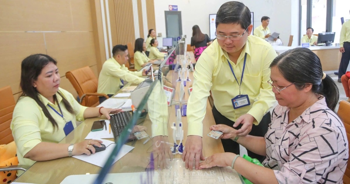 Chủ tịch TPHCM: Xã, phường đủ mạnh, thành phố tiếp tục phân cấp, phân quyền