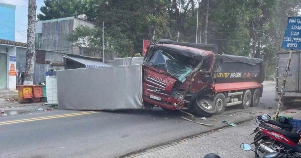 4 xe tải tông liên hoàn, hiện trường ngổn ngang ở TPHCM