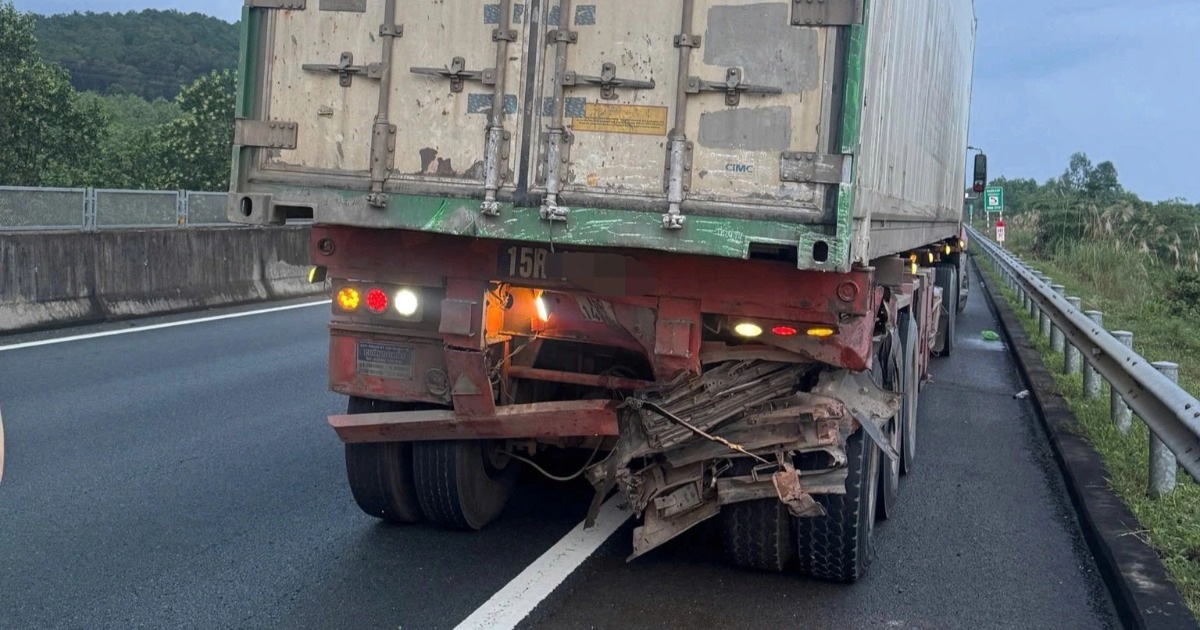 Vụ tai nạn 4 người chết trên cao tốc: Lái xe đầu kéo dương tính với ma tuý