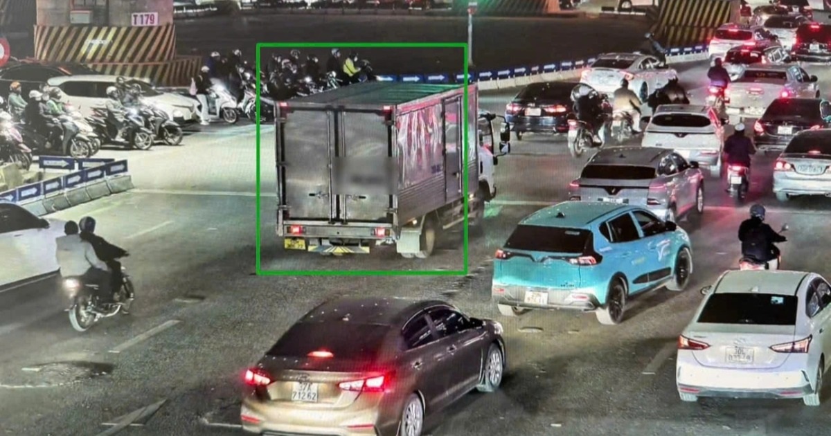 CSGT “soi” camera AI, hàng loạt xe tải bị xử phạt trong giờ cao điểm