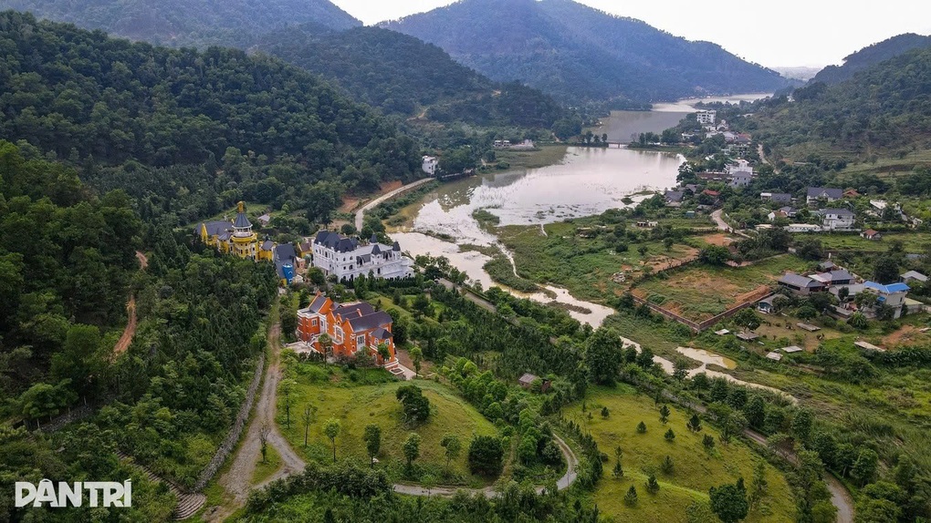 Bí thư Hà Nội Nguyễn Duy Ngọc: Tuyệt đối không hợp thức hóa sai phạm - 2 Bí thư Hà Nội Nguyễn Duy Ngọc: Tuyệt đối không hợp thức hóa sai phạm - 2