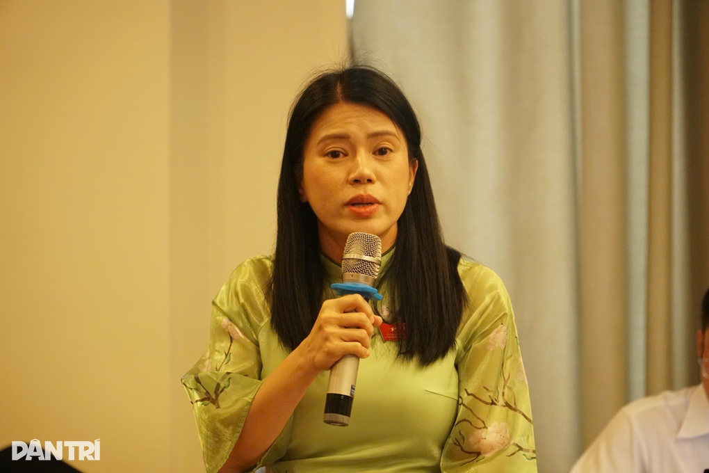 Đại biểu TPHCM mong có chính sách giữ doanh nghiệp như Bình Dương trước đây - 2 Đại biểu TPHCM mong có chính sách giữ doanh nghiệp như Bình Dương trước đây - 2