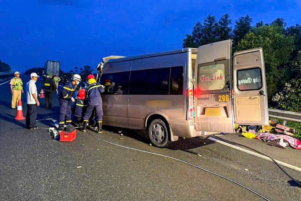 Sau vụ tai nạn 4 người chết trên cao tốc, gấp rút xây điểm dừng nghỉ - 1 Sau vụ tai nạn 4 người chết trên cao tốc, gấp rút xây điểm dừng nghỉ - 1