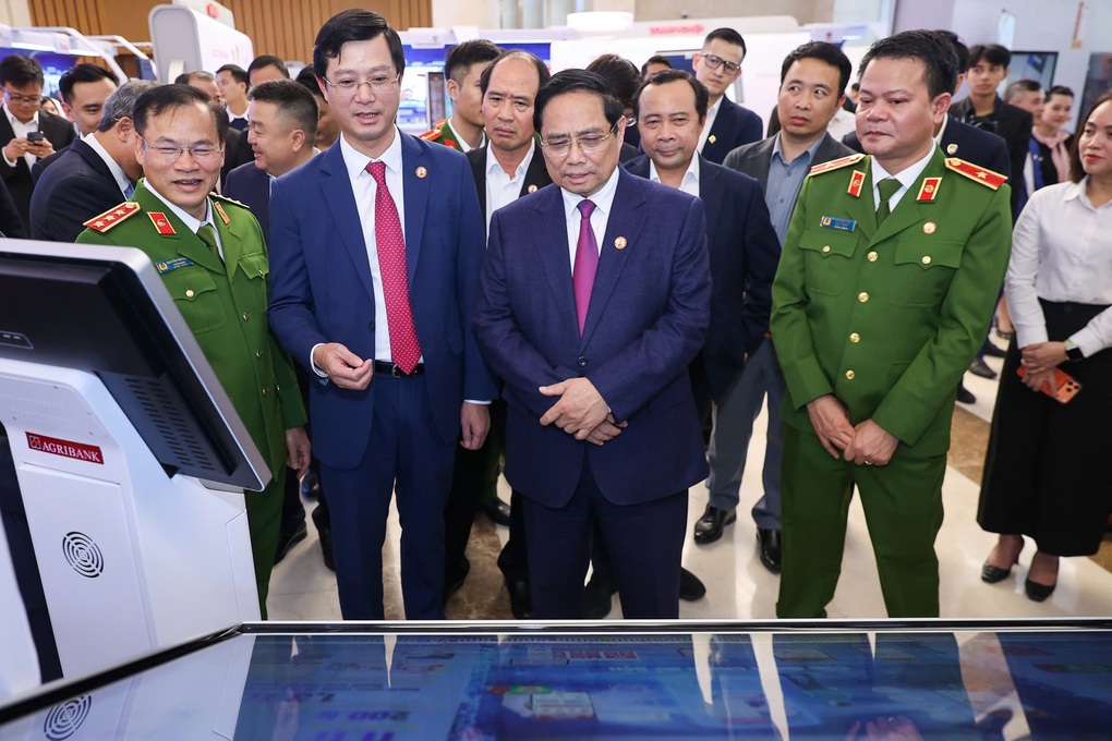 Những con số ấn tượng từ việc tinh gọn bộ máy, “sắp xếp lại giang sơn” - 2