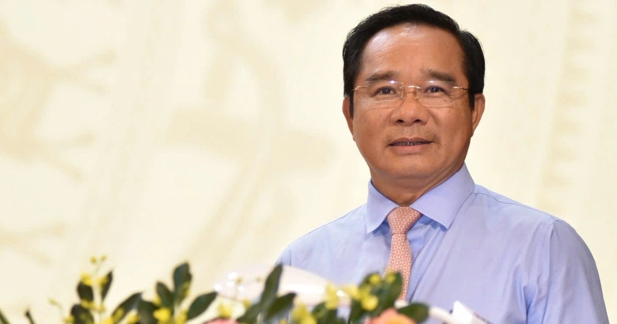 Chủ tịch TPHCM: Tránh tạo những “cơn sóng ngầm” khi làm bảng giá đất mới