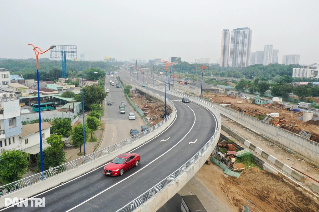 Lùi thời hạn hoàn thành nút giao An Phú ở TPHCM - 1 Lùi thời hạn hoàn thành nút giao An Phú ở TPHCM - 1