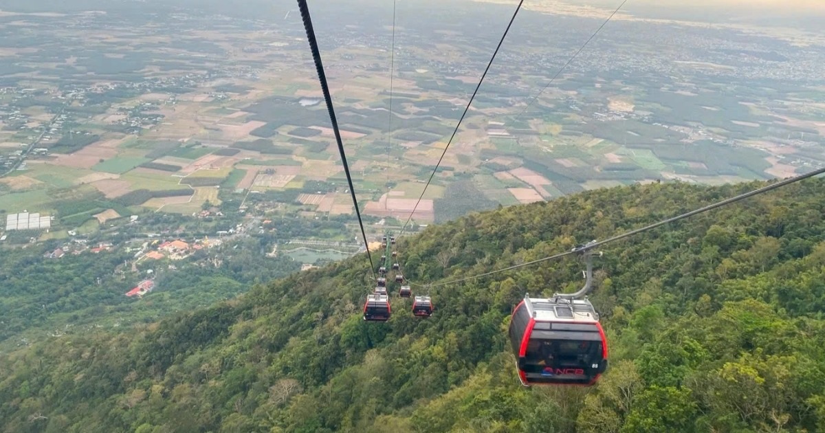 Vì sao Tây Ninh lắp barie, kiểm soát người ra vào khu vực núi Bà Đen?