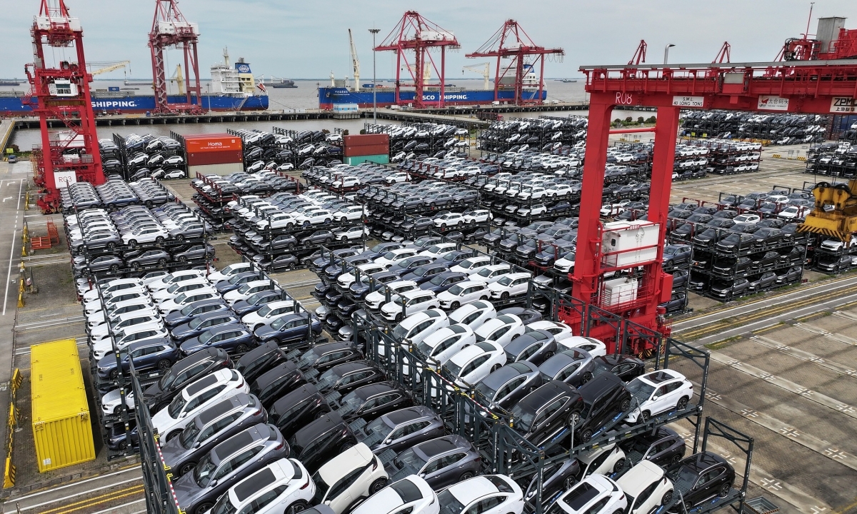 Kinh tế Trung Quốc tăng trưởng 5% năm 2025