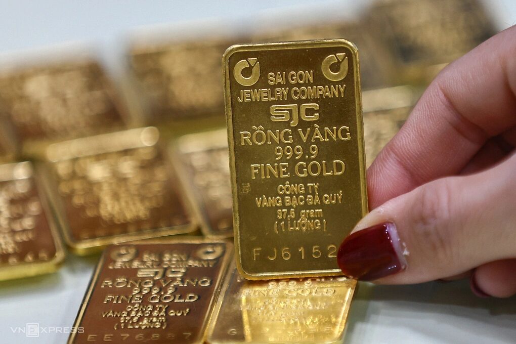 Giá vàng miếng lên 170 triệu đồng một lượng
