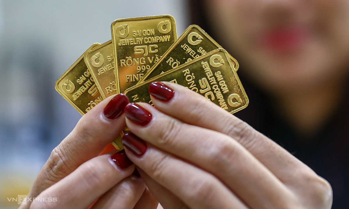 Mỗi lượng vàng tăng 5 triệu đồng