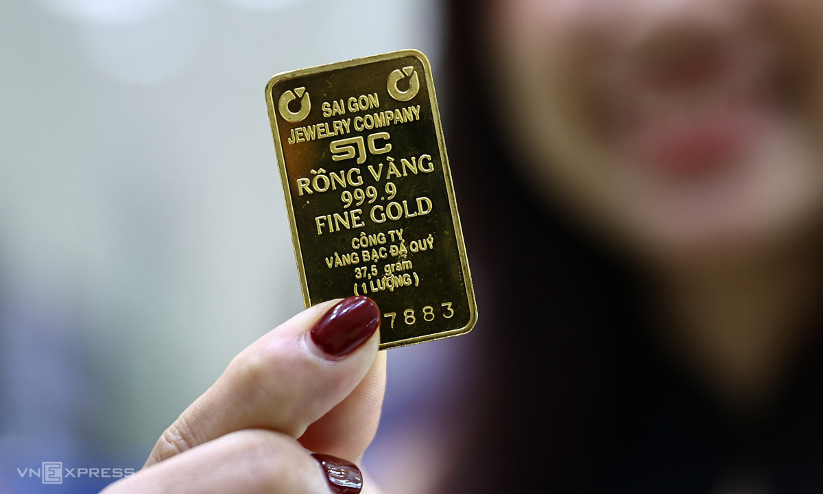 Giá vàng miếng vượt 173 triệu đồng