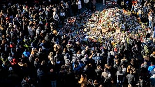 Flowers and messages for the victims of Crans-Montana, Switzerland
