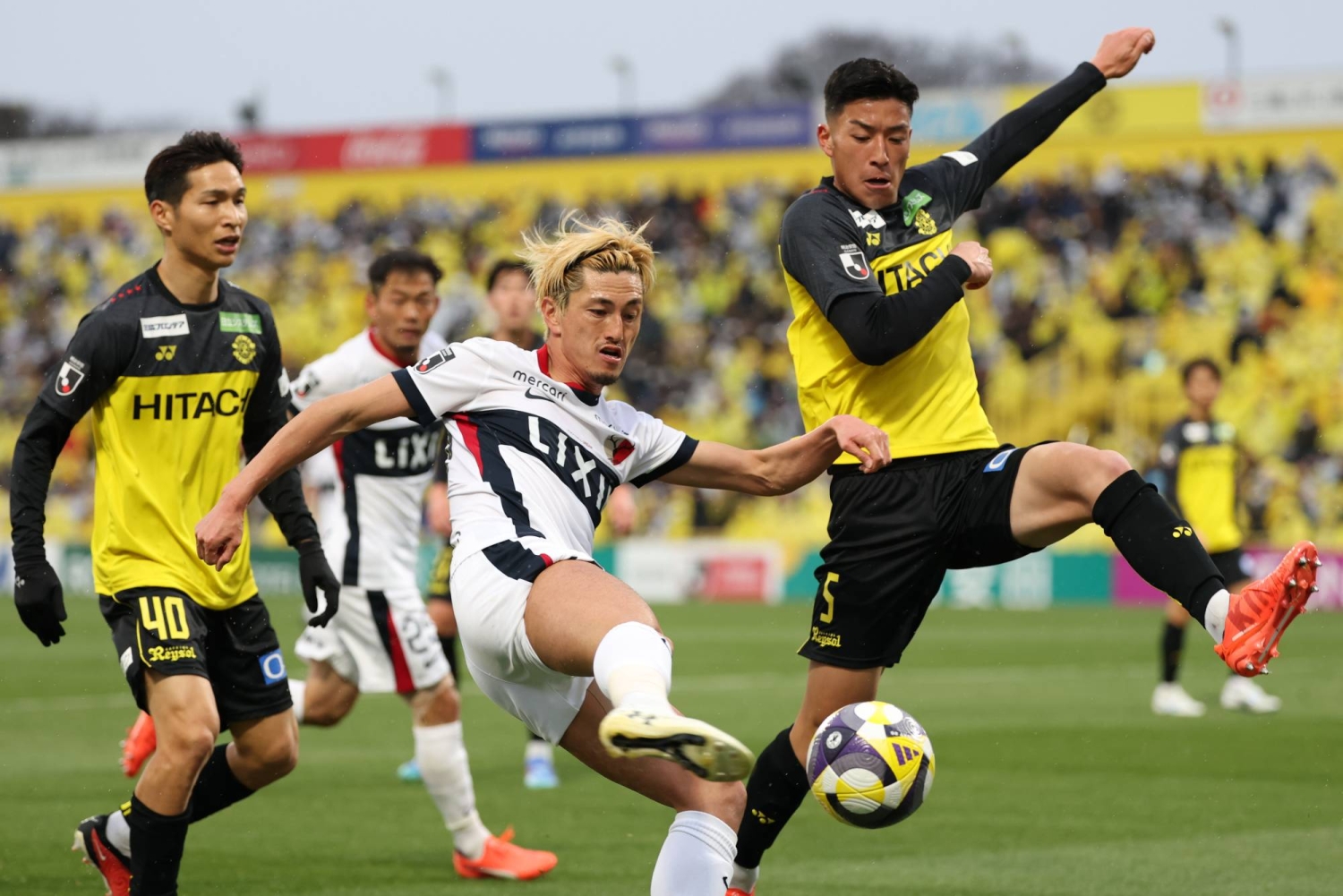 Kashima or Kashiwa: J. League title chase goes down to the wire