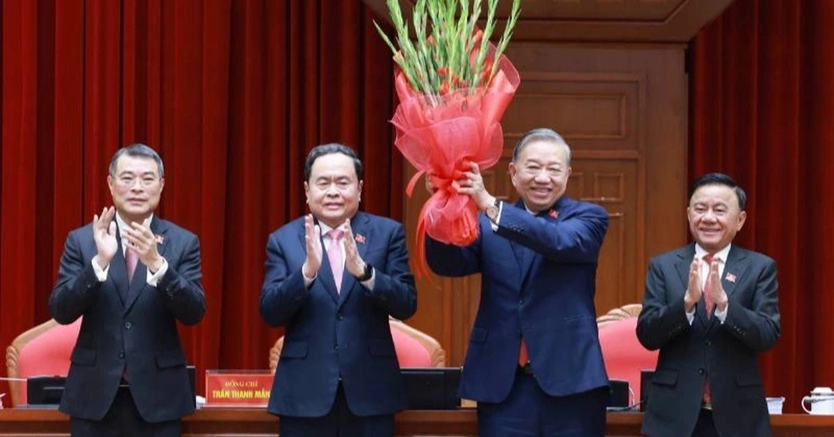 Thông tin chi tiết Bộ Chính trị khóa XIV