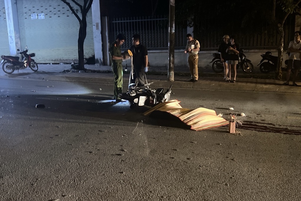 Va chạm với xe tải, người đàn ông tử vong ở TPHCM - 1