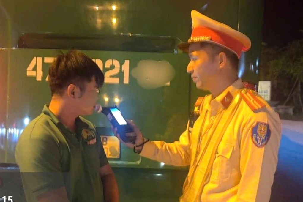 Gần 100 người thương vong, 3.400 trường hợp vi phạm nồng độ cồn - 2