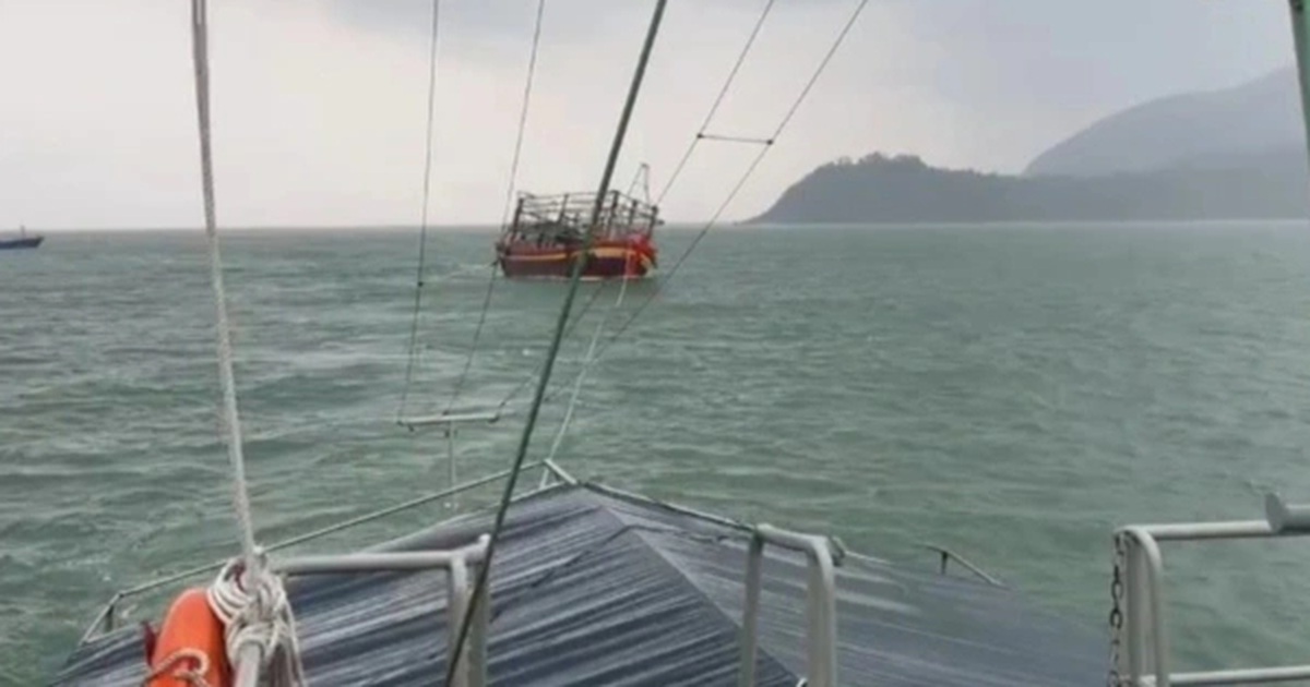 Cứu 6 ngư dân bị nạn trên vùng biển Đà Nẵng