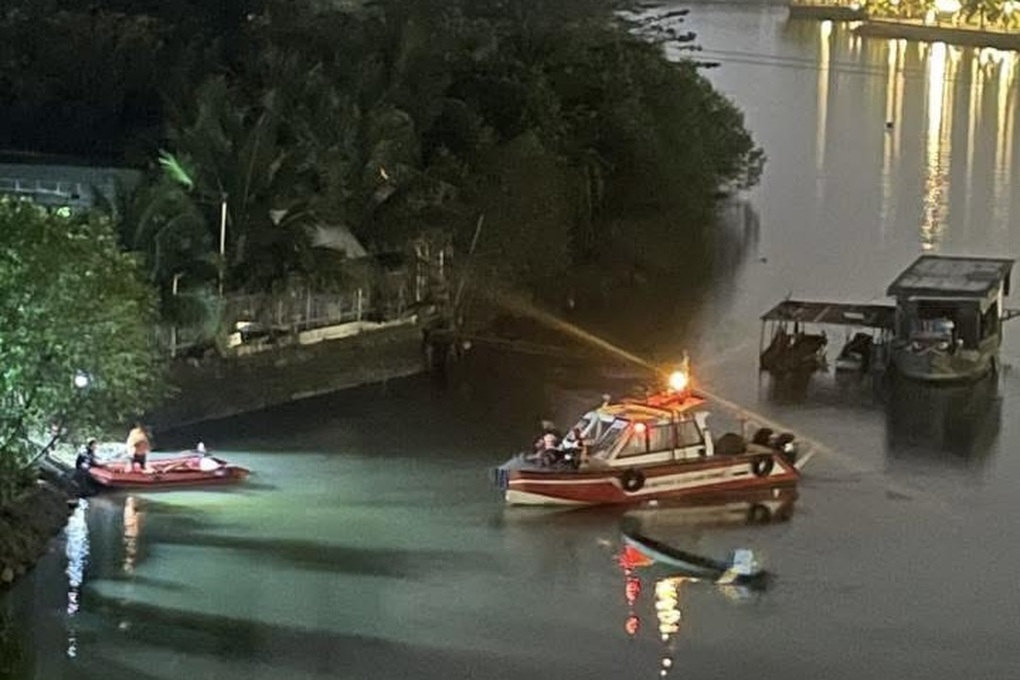 Công an TPHCM tìm nhân chứng vụ bảo vệ rơi xuống sông - 1