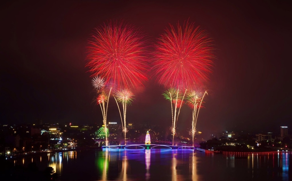 Phú Thọ bắn pháo hoa tại 3 điểm mừng Tết Nguyên đán Bính Ngọ 2026 - 1 Phú Thọ bắn pháo hoa tại 3 điểm mừng Tết Nguyên đán Bính Ngọ 2026 - 1