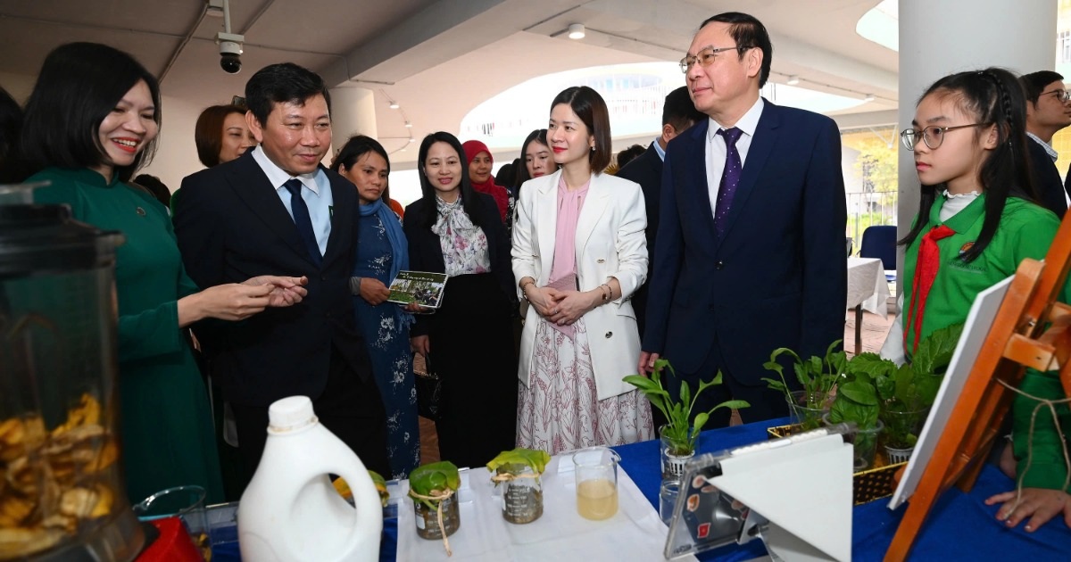 “Thay đổi hành vi ngay từ thế hệ trẻ là chìa khóa cho một tương lai xanh”