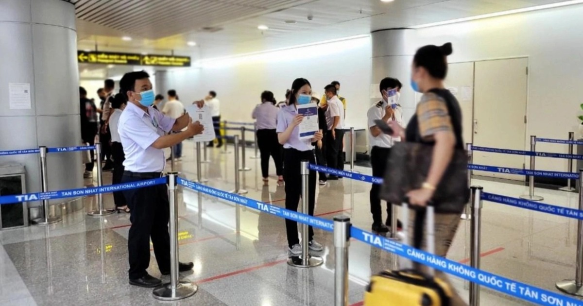 Sân bay Tân Sơn Nhất chú trọng đặc biệt người về từ vùng dịch virus Nipah