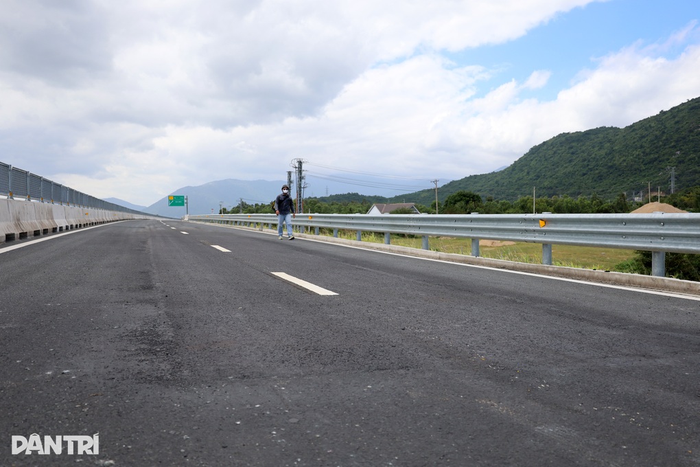 Vụ cao tốc chưa sử dụng đã “vá chằng vá đụp”: Chủ đầu tư lên tiếng - 2