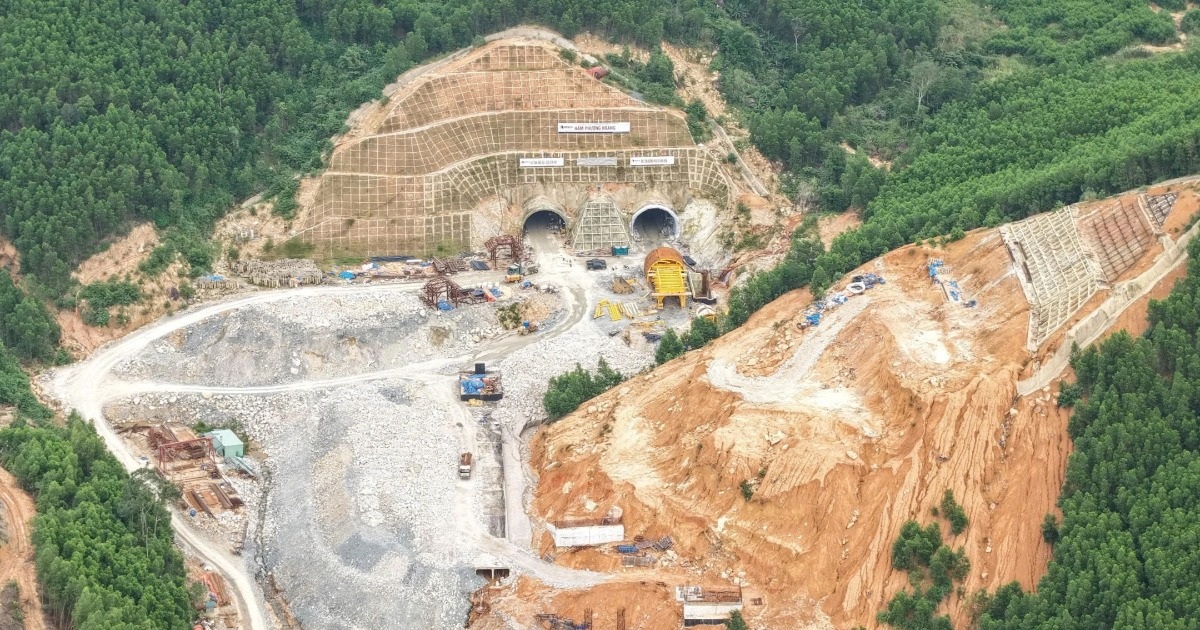 Thông hầm đèo Phượng Hoàng trên cao tốc Khánh Hòa – Buôn Ma Thuột