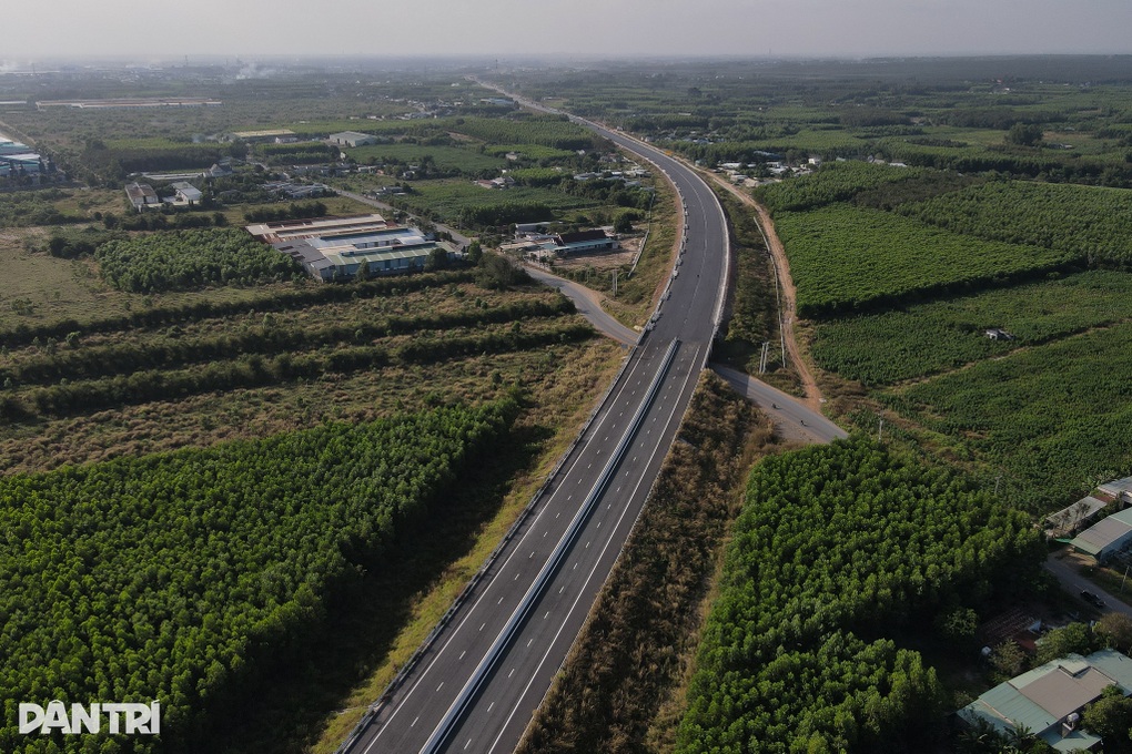 Quy hoạch Đồng Nai cần phát huy lợi thế từ cao tốc và sân bay Long Thành - 2