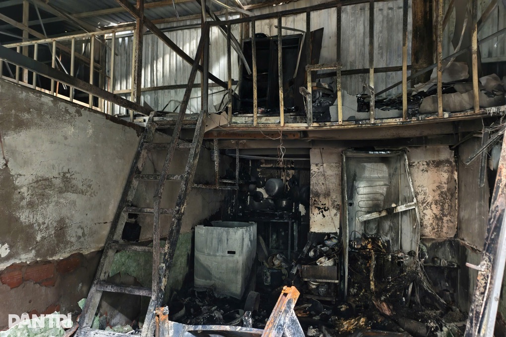 Điều tra vụ cháy 4 phòng trọ trong hẻm ở TPHCM - 2