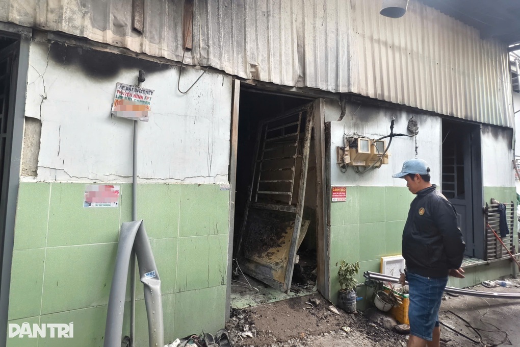 Điều tra vụ cháy 4 phòng trọ trong hẻm ở TPHCM - 1