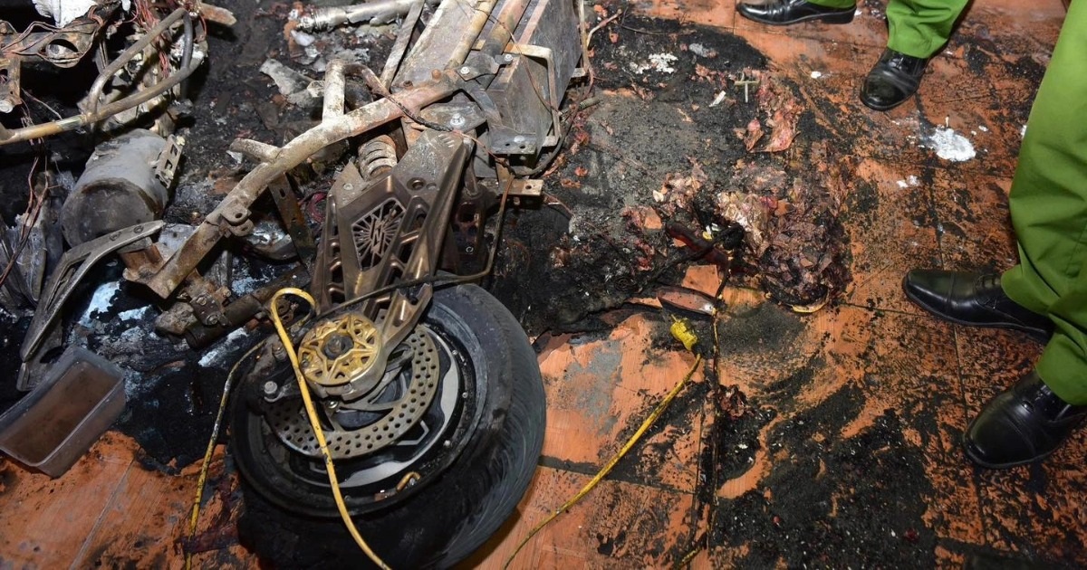 Sạc xe đạp điện gây cháy nhà ở Tuyên Quang