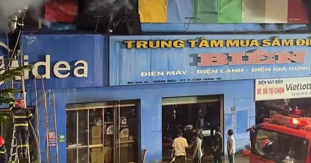 Cháy cửa hàng điện máy ở Đồng Nai, 2 người tử vong