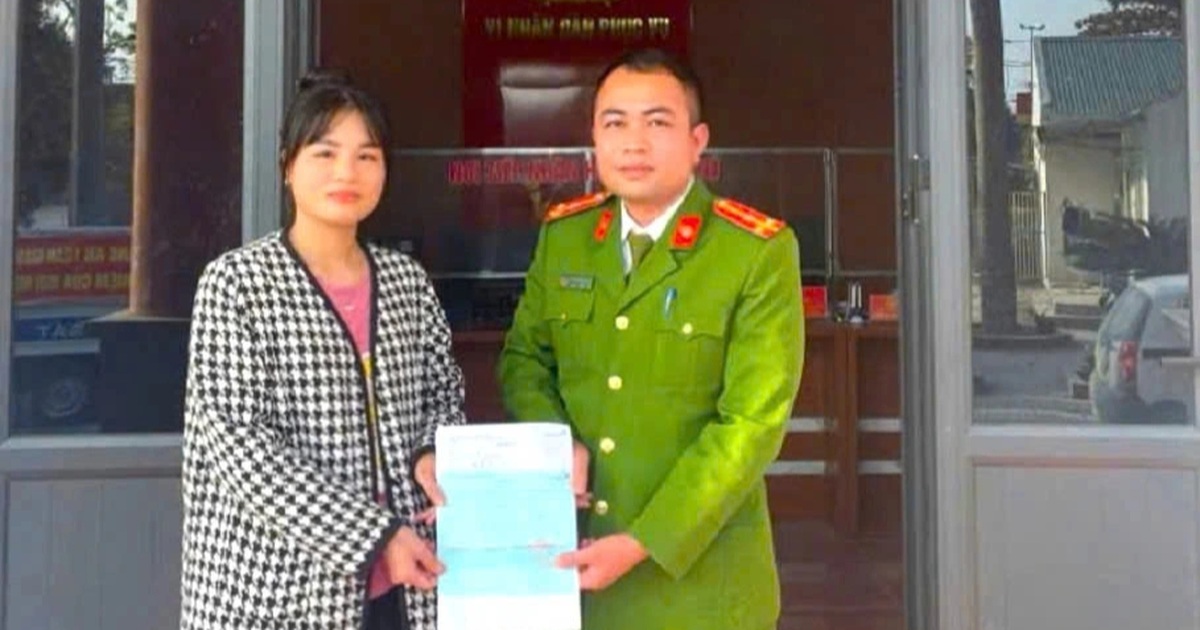 Tài khoản bất ngờ nhận 1 tỷ đồng, người phụ nữ báo công an