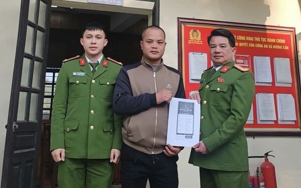 Người đàn ông nhận lại 500 triệu đồng sau một ngày chuyển nhầm - 1